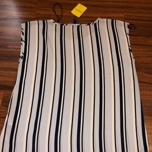 Forever 21 Tops - FOREVER 21 BLUE STRIPPED BLOUSE Forever 21 Tops - FOREVER 21 BLUE STRIPPED BLOUSE